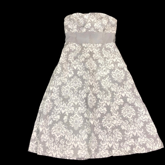 LOFT Dresses & Skirts - Ann Taylor LOFT A-line Strapless Damask Print Dres